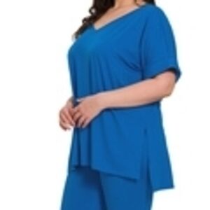 Zenana Outfitters Vibrant Blue Short Sleeve Top